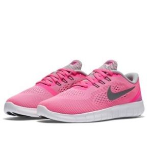 NWT Nike Free RN HOT Pink & Silver Metallic - 6.5